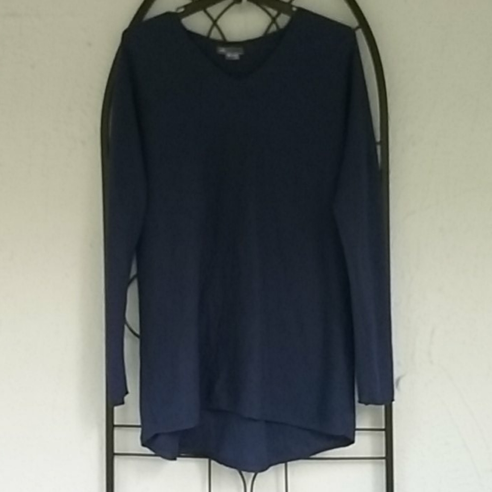 Vince women's tunic top size Med